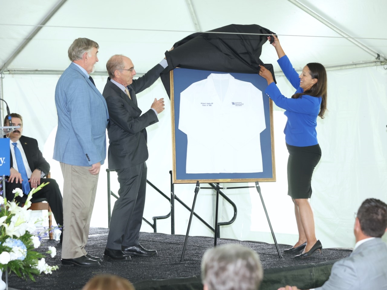 UK Honors Alumnus Whose Gift Will Transform Medical Education in